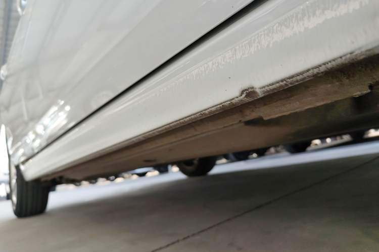 Used Volkswagen Polo 2023 Plus 1.5L Automatic Enjoy-the-Moment Edition Right Side Sill