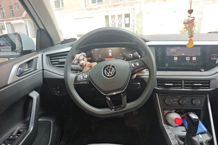 Used Volkswagen Polo 2023 Revised Plus 1.5L Automatic Panoramic Enjoyment Edition Steering Wheel