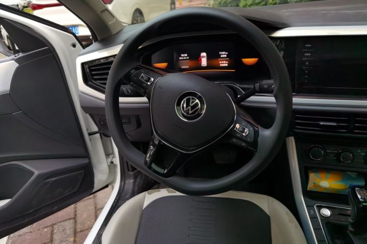 Used Volkswagen Polo 2023 Plus 1.5L Automatic Colorful Tech Edition Steering Wheel