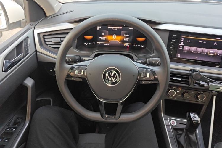 Used Volkswagen Polo 2023 Plus 1.5L Automatic Panoramic Enjoyment Edition Steering Wheel