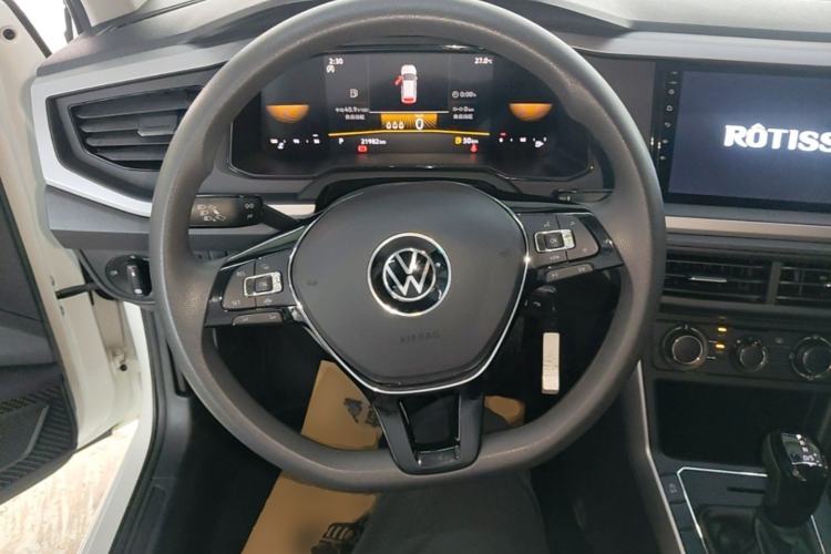 Used Volkswagen Polo 2023 Plus 1.5L Automatic Panoramic Enjoyment Edition Steering Wheel