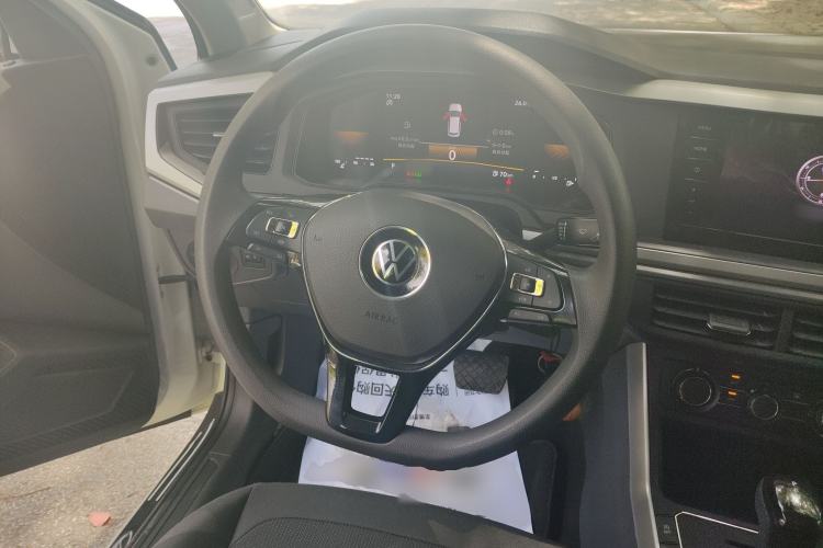 Used Volkswagen Polo 2023 Plus 1.5L Automatic Panoramic Enjoyment Edition Steering Wheel