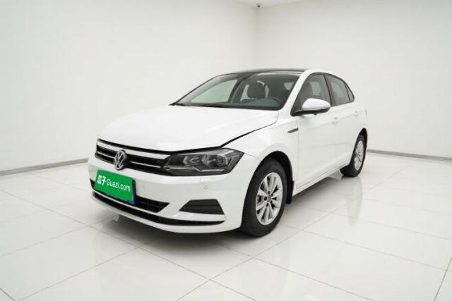 Ojetý Volkswagen Polo 2023 Restyled Plus 1.5L Automatic Colorful Tech Edition
