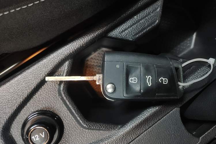 Used Volkswagen Polo 2023 Plus 1.5L Automatic Enjoy-the-Moment Edition Vehicle Key