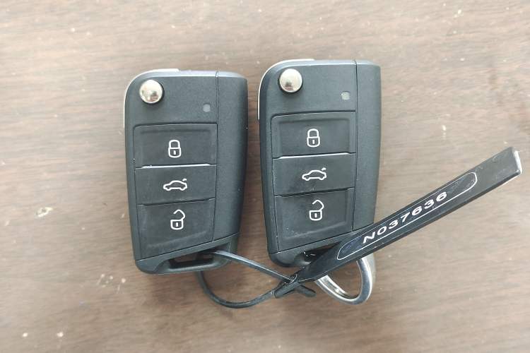 Used Volkswagen Polo 2023 Revised Plus 1.5L Automatic – Enjoy Life Edition Vehicle Key