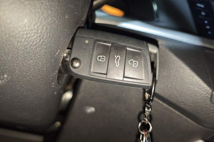 Used Volkswagen Polo 2023 Revised Plus 1.5L Automatic Panoramic Enjoyment Edition Vehicle Key
