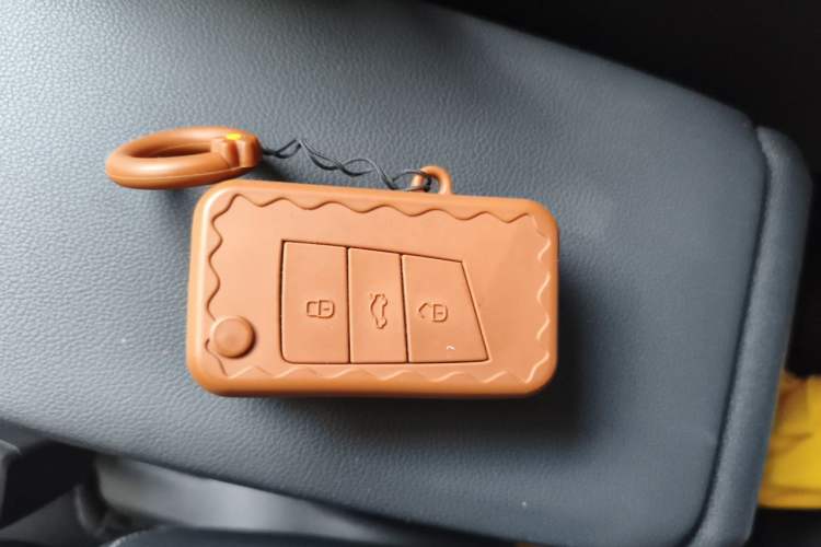 Used Volkswagen Polo 2023 Restyled Plus 1.5L Automatic Colorful Tech Edition Vehicle Key