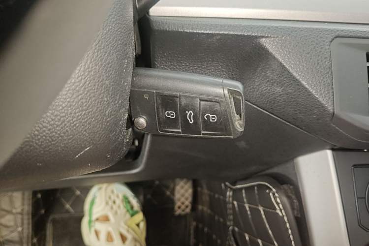 Used Volkswagen Polo 2023 Revised Plus 1.5L Automatic – Enjoy Life Edition Vehicle Key