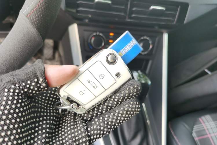 Used Volkswagen Polo 2023 Plus 1.5L Automatic Colorful Tech Edition Vehicle Key