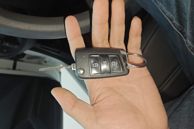 Used Volkswagen Polo 2023 Revised Plus 1.5L Automatic – Enjoy Life Edition Vehicle Key