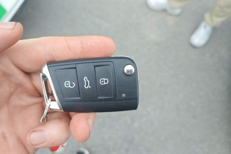 Used Volkswagen Polo 2023 Restyled Plus 1.5L Automatic Colorful Tech Edition Vehicle Key