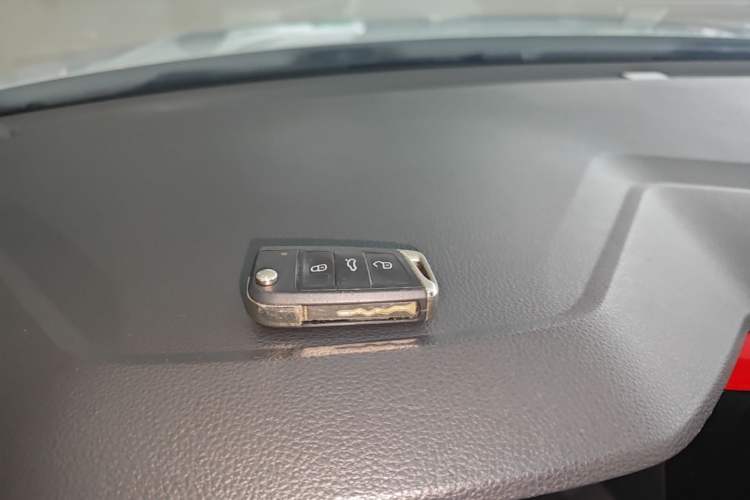 Used Volkswagen Polo 2023 Plus 1.5L Automatic Colorful Tech Edition Vehicle Key