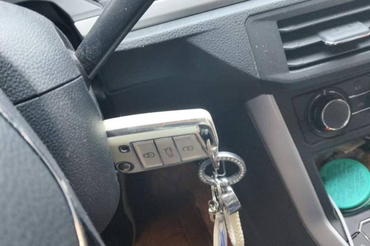Used Volkswagen Polo 2023 Revised Plus 1.5L Automatic Panoramic Enjoyment Edition Vehicle Key