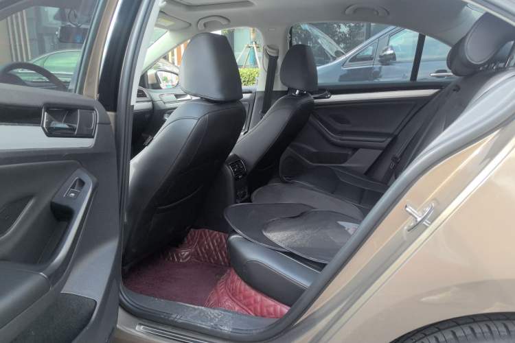 Used Volkswagen Sagitar 2018 280TSI DSG Comfort Model Interior 3
