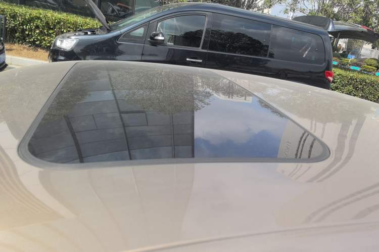 Used Volkswagen Sagitar 2018 280TSI DSG Comfort Model Roof