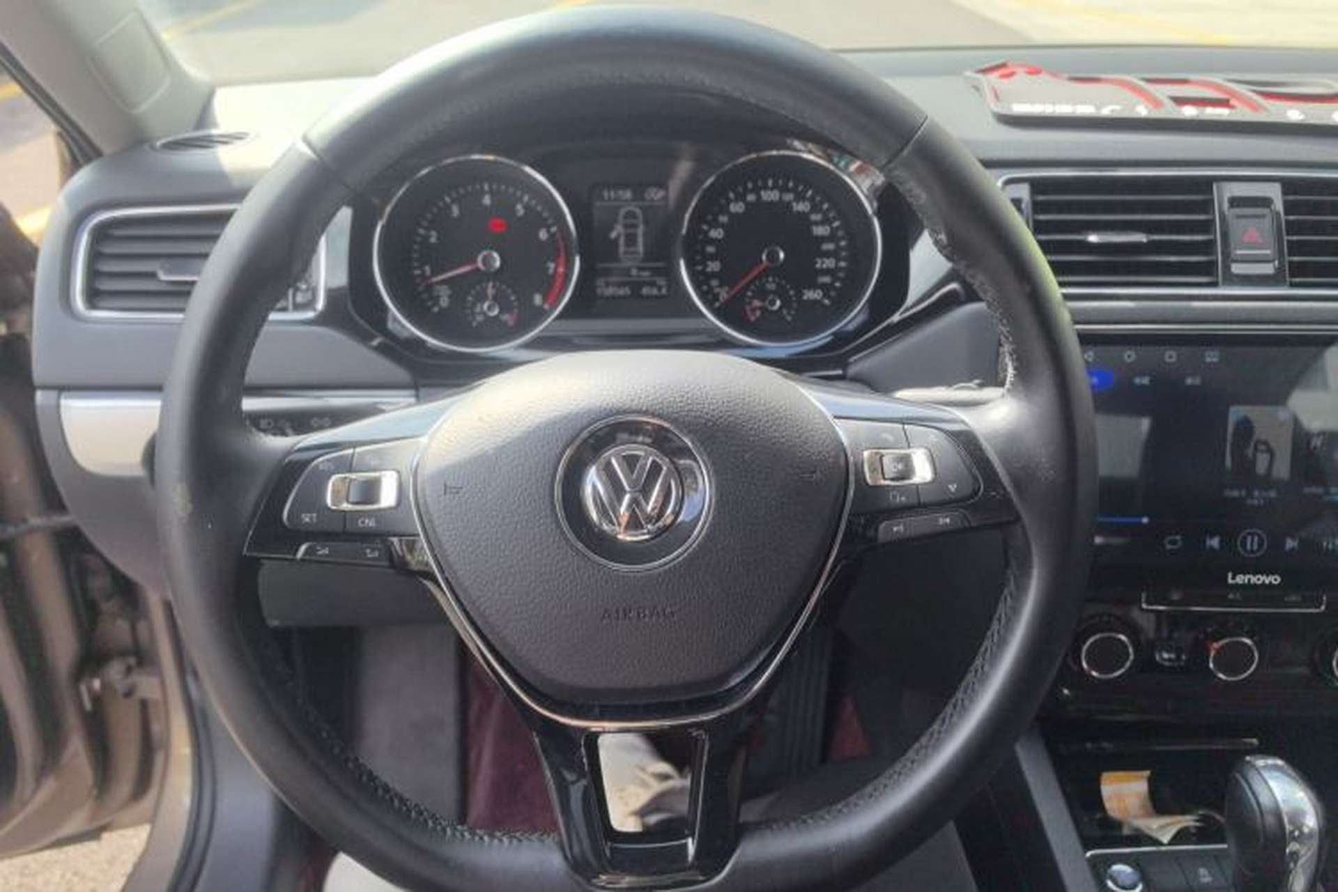 Used Volkswagen Sagitar 2018 280TSI DSG Comfort Model Steering Wheel