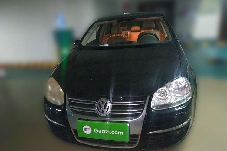 Used Volkswagen Sagitar 2006 1.6L Automatic Fashion Model Front