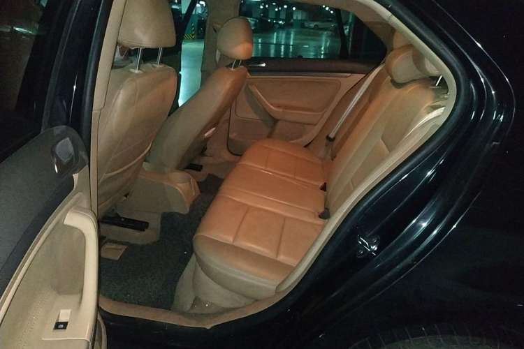 Used Volkswagen Sagitar 2006 1.6L Automatic Fashion Model Left Rear Seat