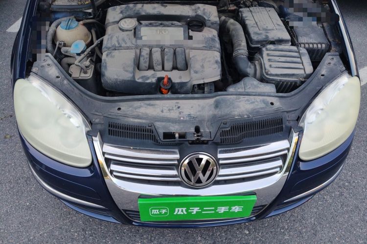 Used Volkswagen Sagitar 2006 1.6L Automatic Fashion Model Engine Bay
