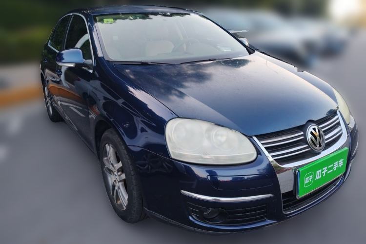 Used Volkswagen Sagitar 2006 1.6L Automatic Fashion Model Front Right 45 Deg