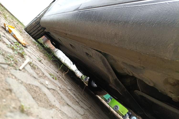 Used Volkswagen Sagitar 2006 1.6L Manual Fashion Model Chassis Rear Left