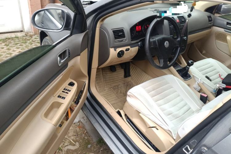 Used Volkswagen Sagitar 2006 1.6L Manual Fashion Model Driver Seat