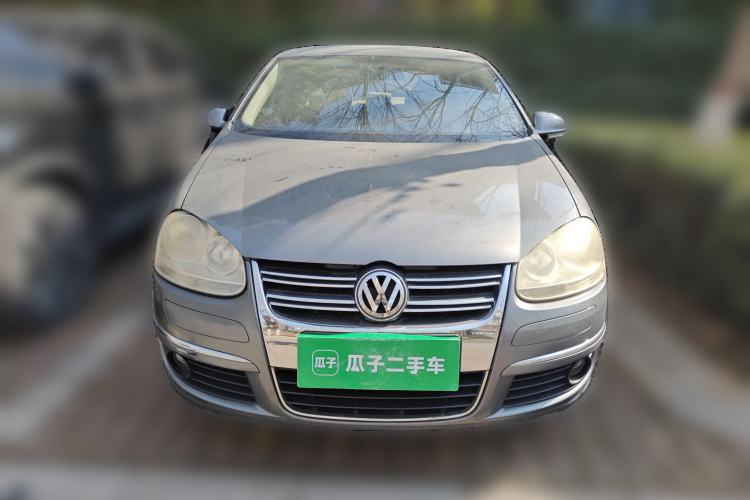 Used Volkswagen Sagitar 2006 1.6L Manual Fashion Model Front