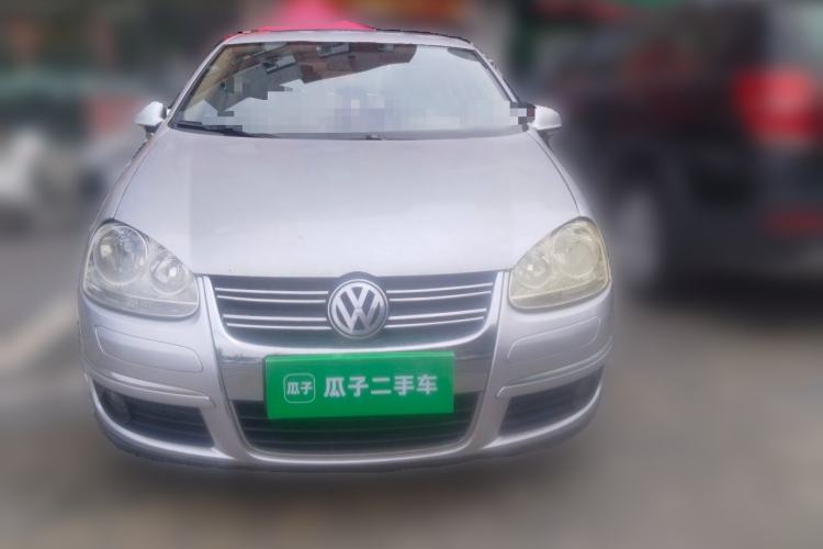 Used Volkswagen Sagitar 2006 2.0L Manual Comfort Version Front