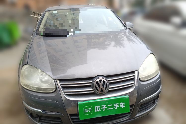 Used Volkswagen Sagitar 2006 1.6L Manual Fashion Model Front