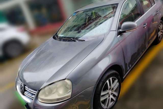 Used Volkswagen Sagitar 2006 1.6L Automatic Fashion Model