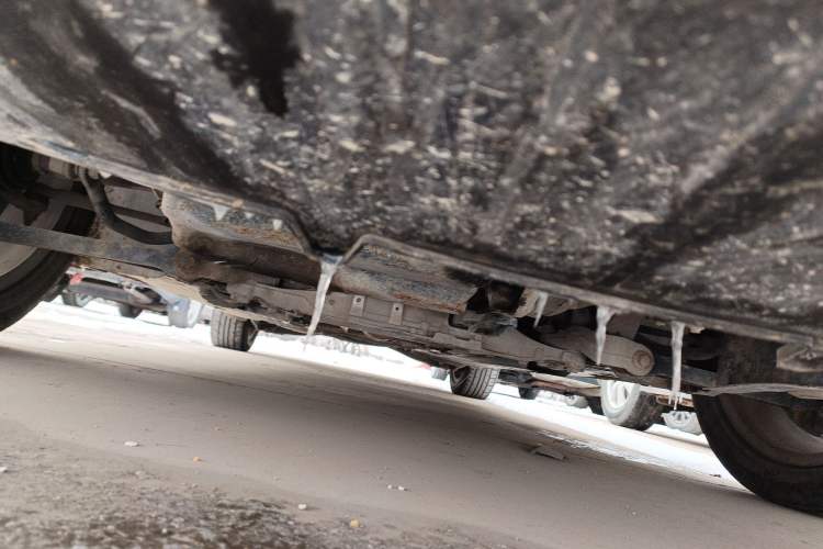 Used Volkswagen Sagitar 2006 1.6L Manual Fashion Model Chassis Front