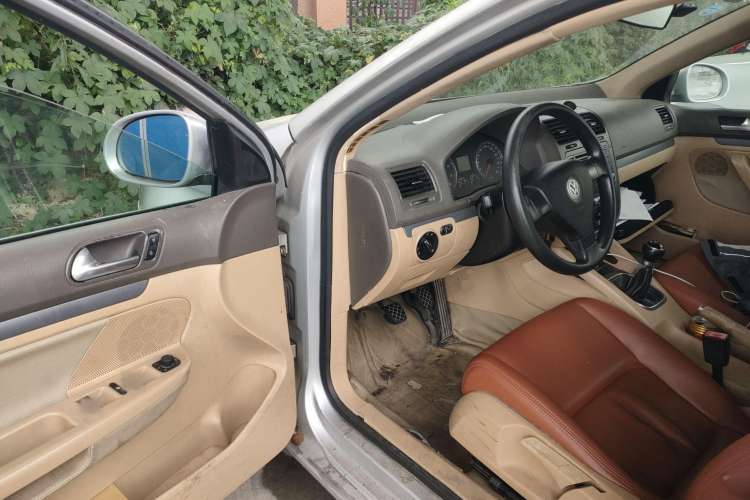 Used Volkswagen Sagitar 2006 1.6L Manual Fashion Model Driver Seat