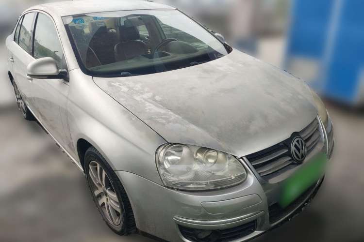 Used Volkswagen Sagitar 2006 1.6L Manual Fashion Model Front Right 45 Deg