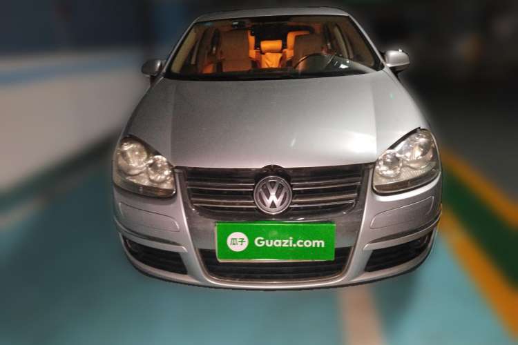 Used Volkswagen Sagitar 2006 2.0L Manual Fashion Edition Front