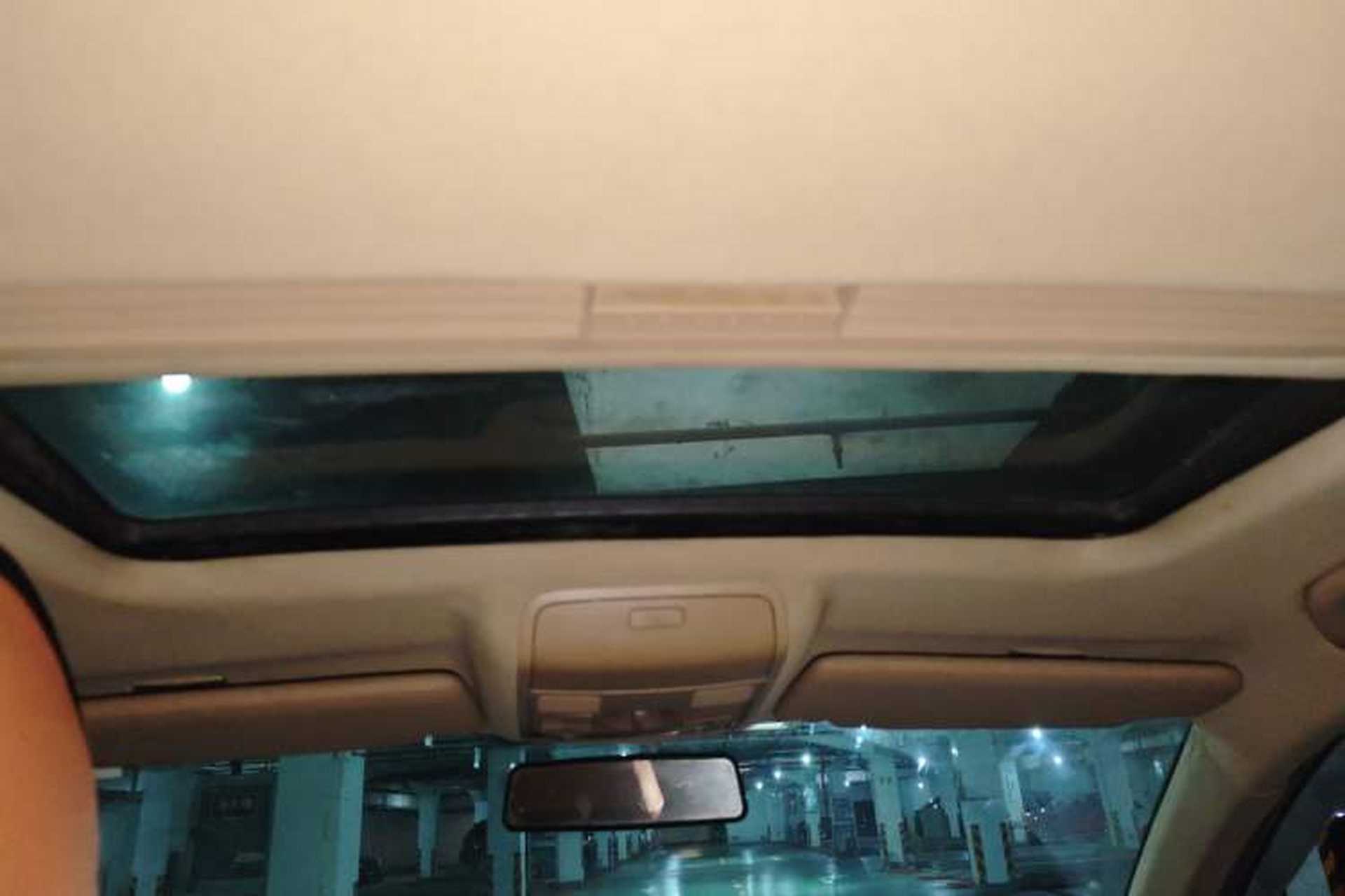 Used Volkswagen Sagitar 2006 1.6L Manual Fashion Model Headliner