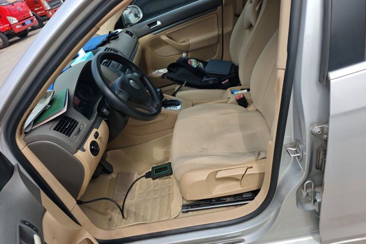 Used Volkswagen Sagitar 2006 1.6L Automatic Fashion Model Left Front Seat