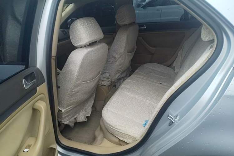 Used Volkswagen Sagitar 2006 1.6L Automatic Fashion Model Left Rear Seat