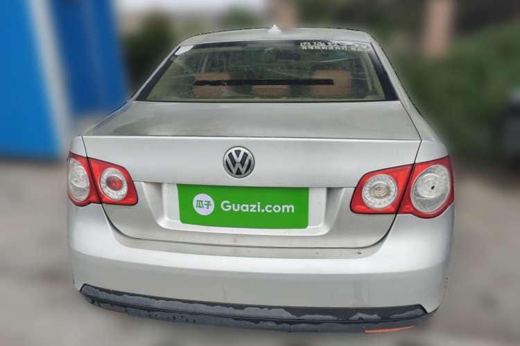 Used Volkswagen Sagitar 2006 1.6L Manual Fashion Model Rear