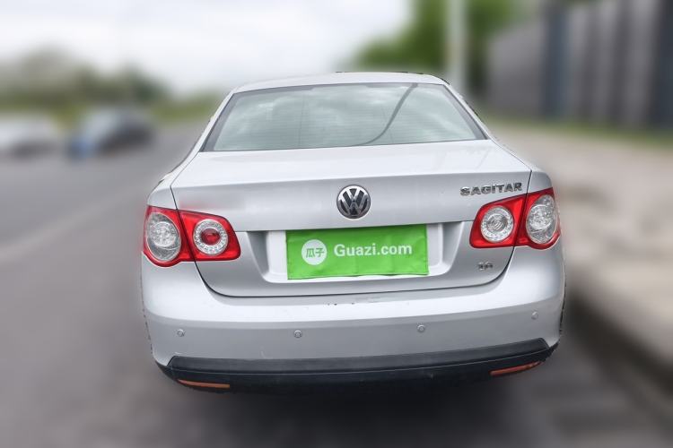 Used Volkswagen Sagitar 2006 1.6L Automatic Fashion Model Rear