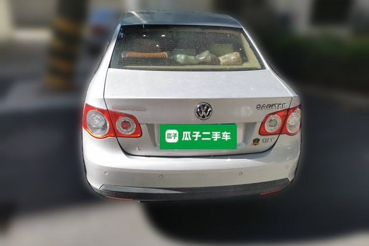 Used Volkswagen Sagitar 2006 1.8T Automatic Fashion Model Rear