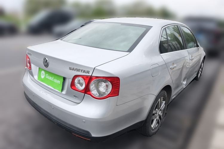Used Volkswagen Sagitar 2006 1.6L Automatic Fashion Model Rear Right 45 Deg