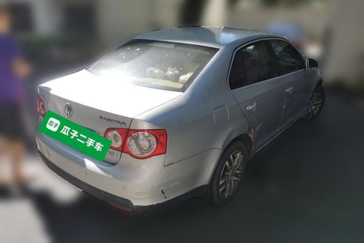 Used Volkswagen Sagitar 2006 1.8T Automatic Fashion Model Rear Right 45 Deg