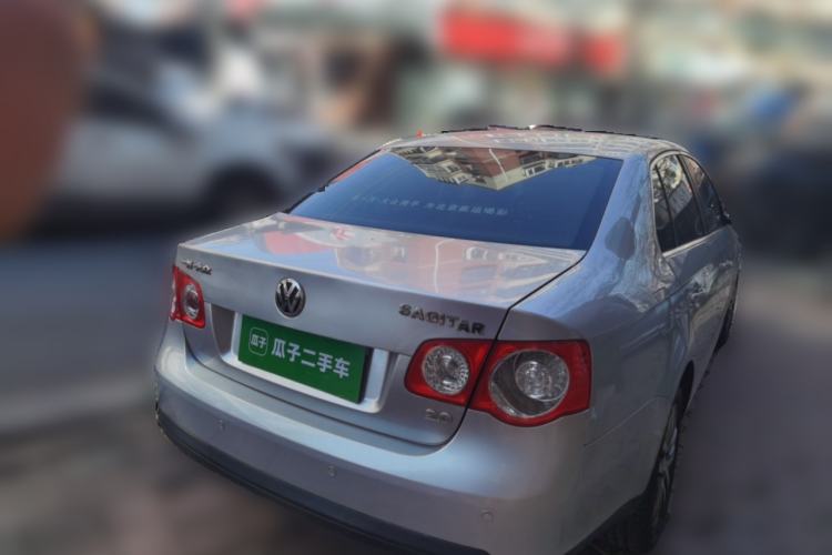 Used Volkswagen Sagitar 2006 2.0L Automatic Fashion Edition Rear Right 45 Deg