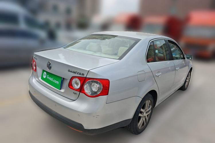 Used Volkswagen Sagitar 2006 1.6L Automatic Fashion Model Rear Right 45 Deg