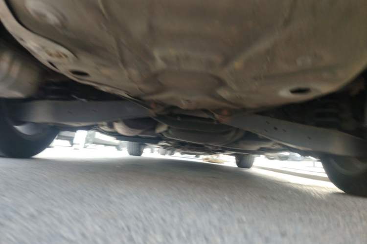 Used Volkswagen Sagitar 2006 1.6L Manual Fashion Model Chassis Rear