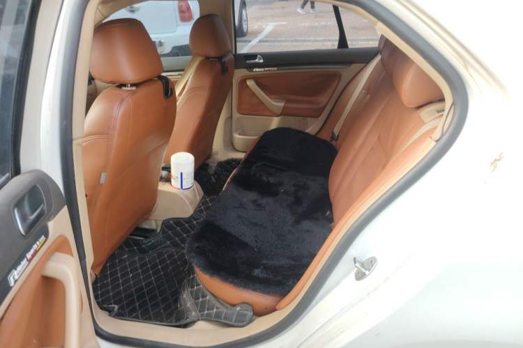 Used Volkswagen Sagitar 2006 1.6L Manual Fashion Model Left Rear Seat