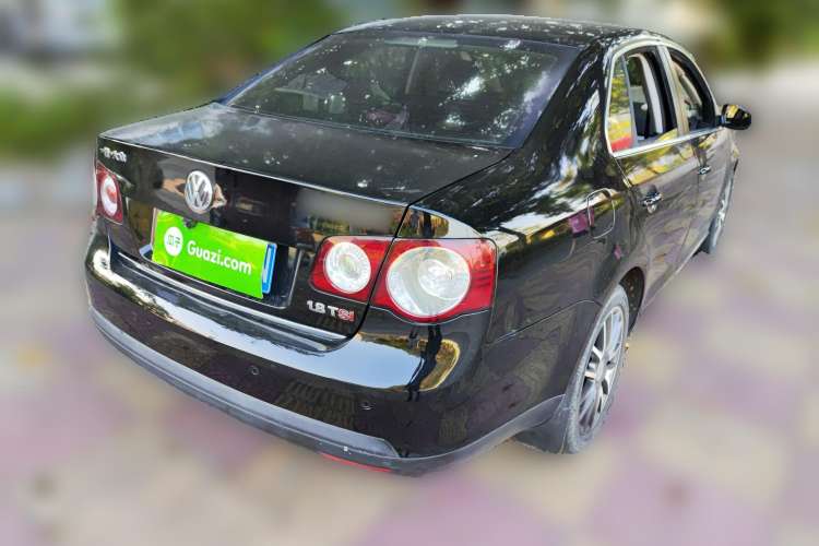 Used Volkswagen Sagitar 2009 1.8TSI Automatic Champion Edition Rear Right 45 Deg