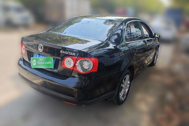 Used Volkswagen Sagitar 2009 1.6L Automatic Fashion Model with Leather Interior Rear Right 45 Deg