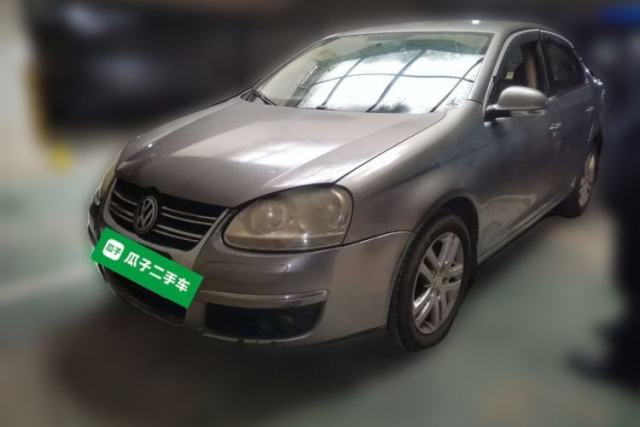 Used Volkswagen Sagitar 2009 1.6L Manual Fashion Model with Leather Interior