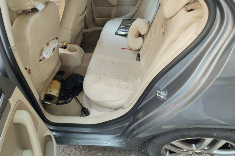 Used Volkswagen Sagitar 2009 1.6L Automatic Comfort Edition Left Rear Seat